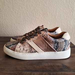 EUC Frye Sneakers